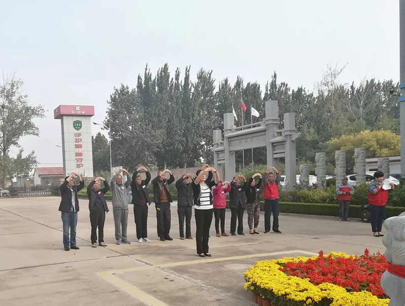 “九九重陽節(jié) 濃濃敬老情 ”信川機械舉行重陽節(jié)孝親活動