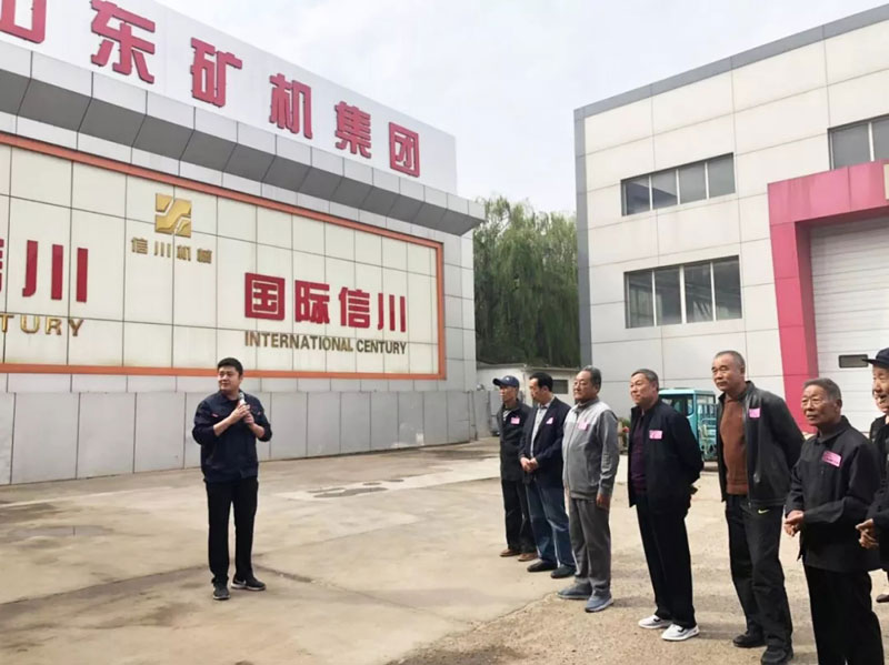 “九九重陽節(jié) 濃濃敬老情 ”信川機械舉行重陽節(jié)孝親活動