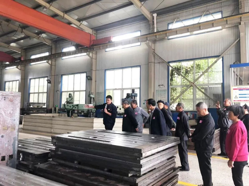 “九九重陽節(jié) 濃濃敬老情 ”信川機械舉行重陽節(jié)孝親活動