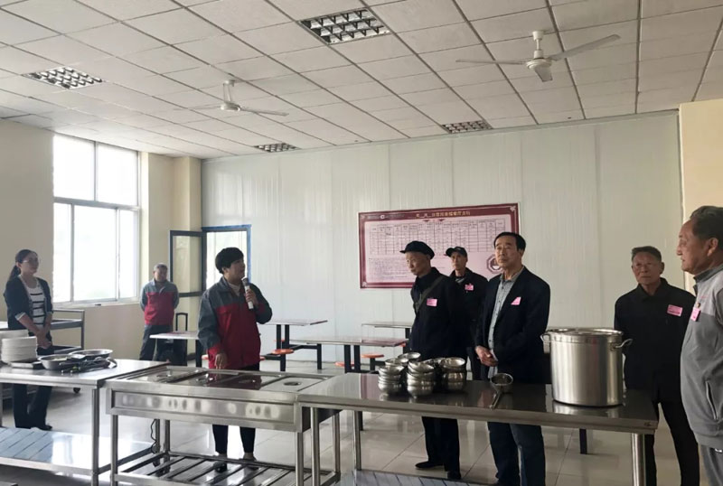 “九九重陽節(jié) 濃濃敬老情 ”信川機械舉行重陽節(jié)孝親活動