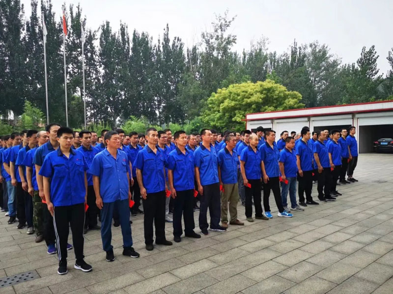 “風霜雪雨十二年 ，茁壯信川斗志堅”熱烈慶祝信川機械成立12周年！