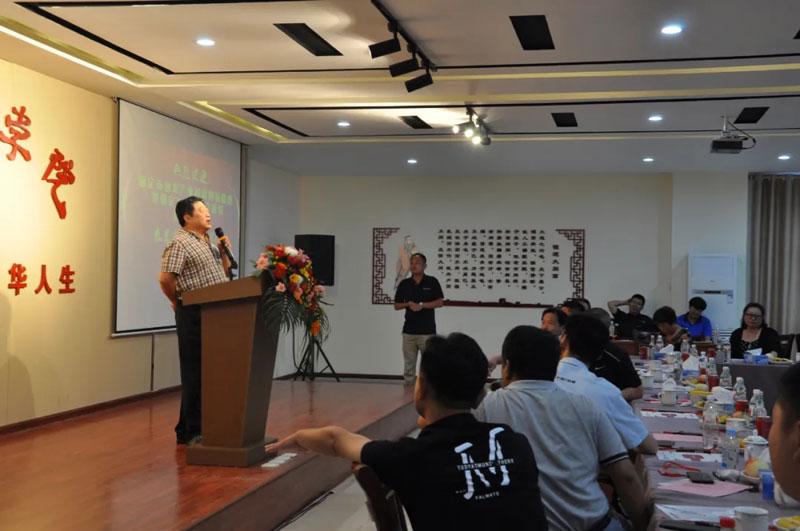 感恩有您，一路同行--熱烈歡迎保定包裝協(xié)會蒞臨信川參觀指導(dǎo)！