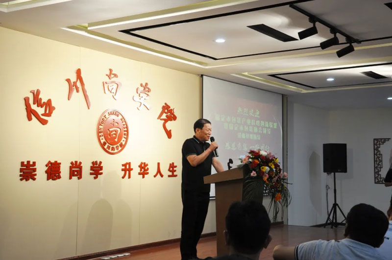 感恩有您，一路同行--熱烈歡迎保定包裝協(xié)會蒞臨信川參觀指導(dǎo)！