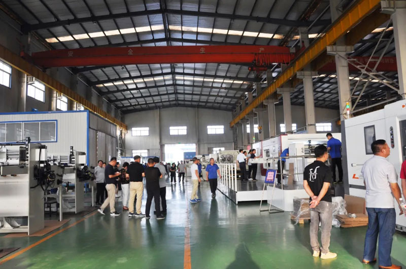 感恩有您，一路同行--熱烈歡迎保定包裝協(xié)會蒞臨信川參觀指導(dǎo)！