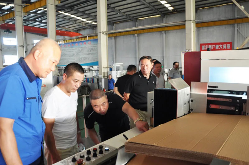 感恩有您，一路同行--熱烈歡迎保定包裝協(xié)會蒞臨信川參觀指導(dǎo)！
