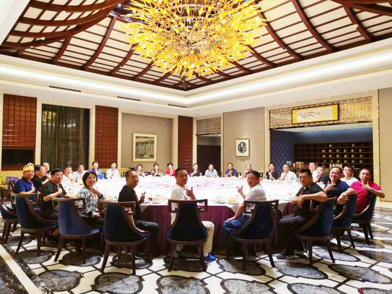 感恩有您，一路同行--熱烈歡迎保定包裝協(xié)會蒞臨信川參觀指導(dǎo)！