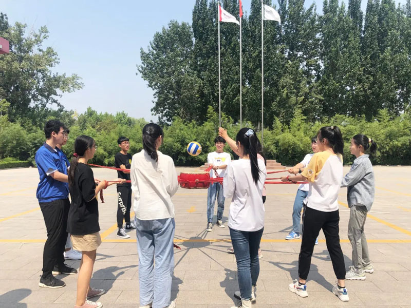 熱烈祝賀信川機械職工子弟金榜題名！