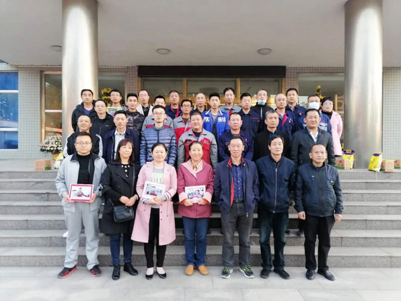 重陽情更濃--信川機(jī)械開展重陽節(jié)走訪慰問活動