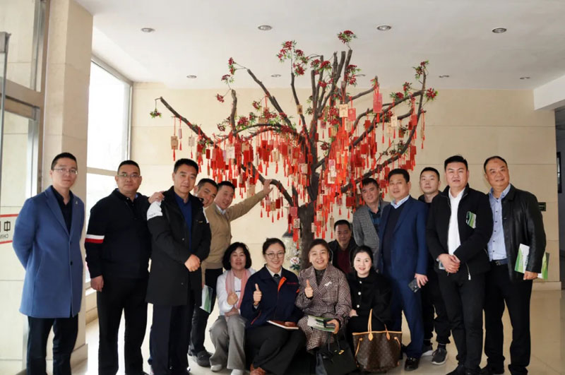 熱烈歡迎華商書(shū)院物流包裝聯(lián)盟蒞臨山東天利源參觀交流！